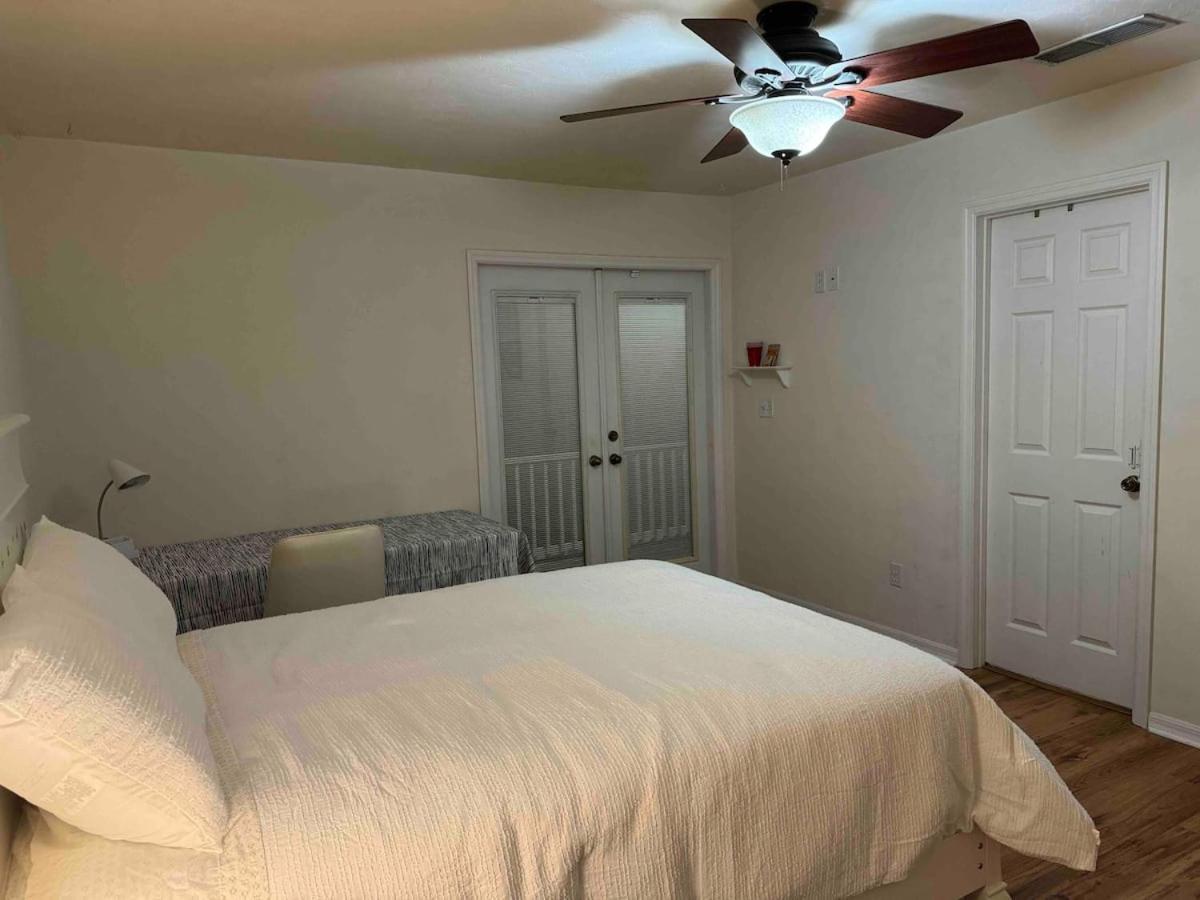 Spacious Room In A Nice House ゲインズビル エクステリア 写真